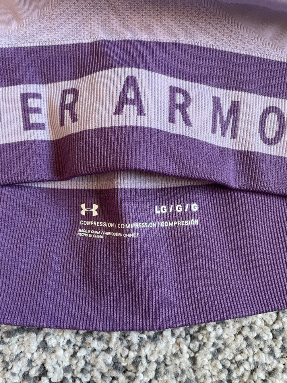 Under Armour Lavender and Deep Purple Seamless Sports Bra - Picture 3 of 3
